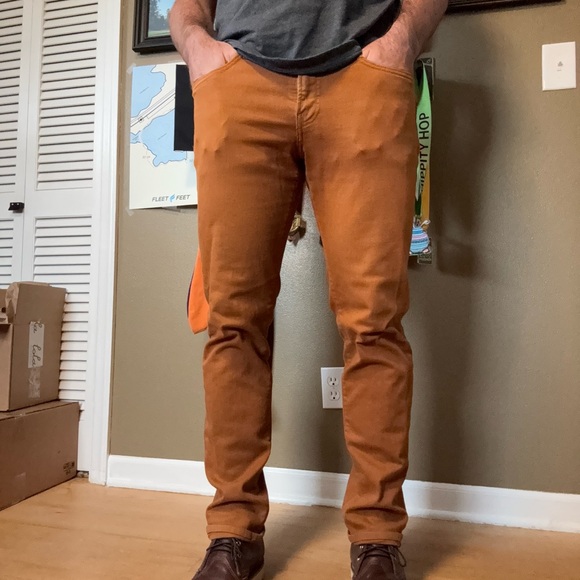 Bonobos Slim Travel Jean. - Picture 9 of 10